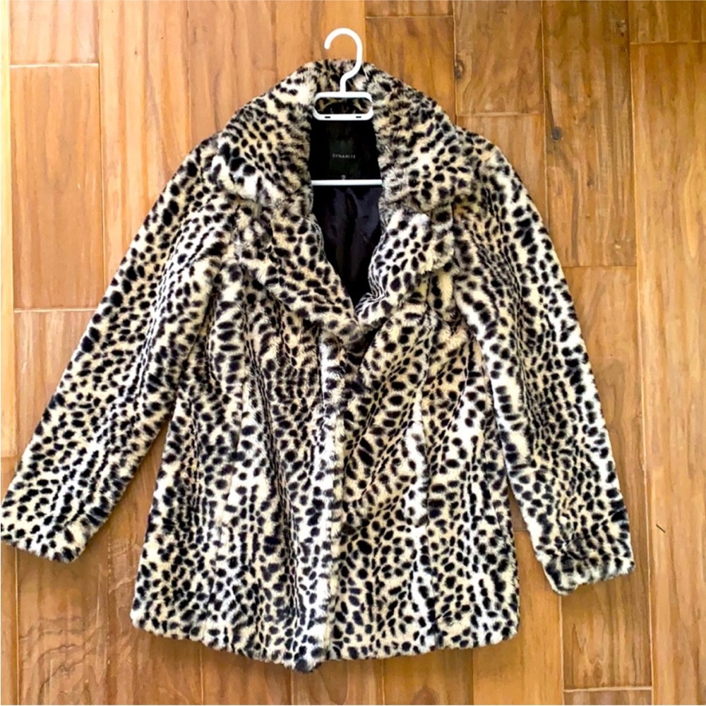 Dynamite Faux Fur Leopard Print Coat in Cream and Black